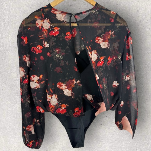 Aritzia Wilfred Talmont Sheer Layered Dark Floral Long Sleeve Bodysuit‎ Size XS - Picture 4 of 14